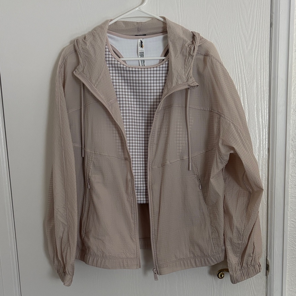 Avia Women's Light Beige Jacket and Checkered Top
